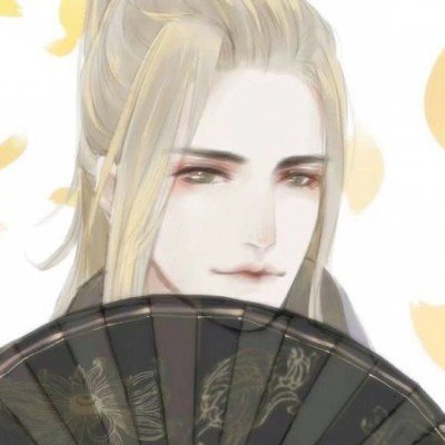 女子捡到金项链发现异常立马扔掉